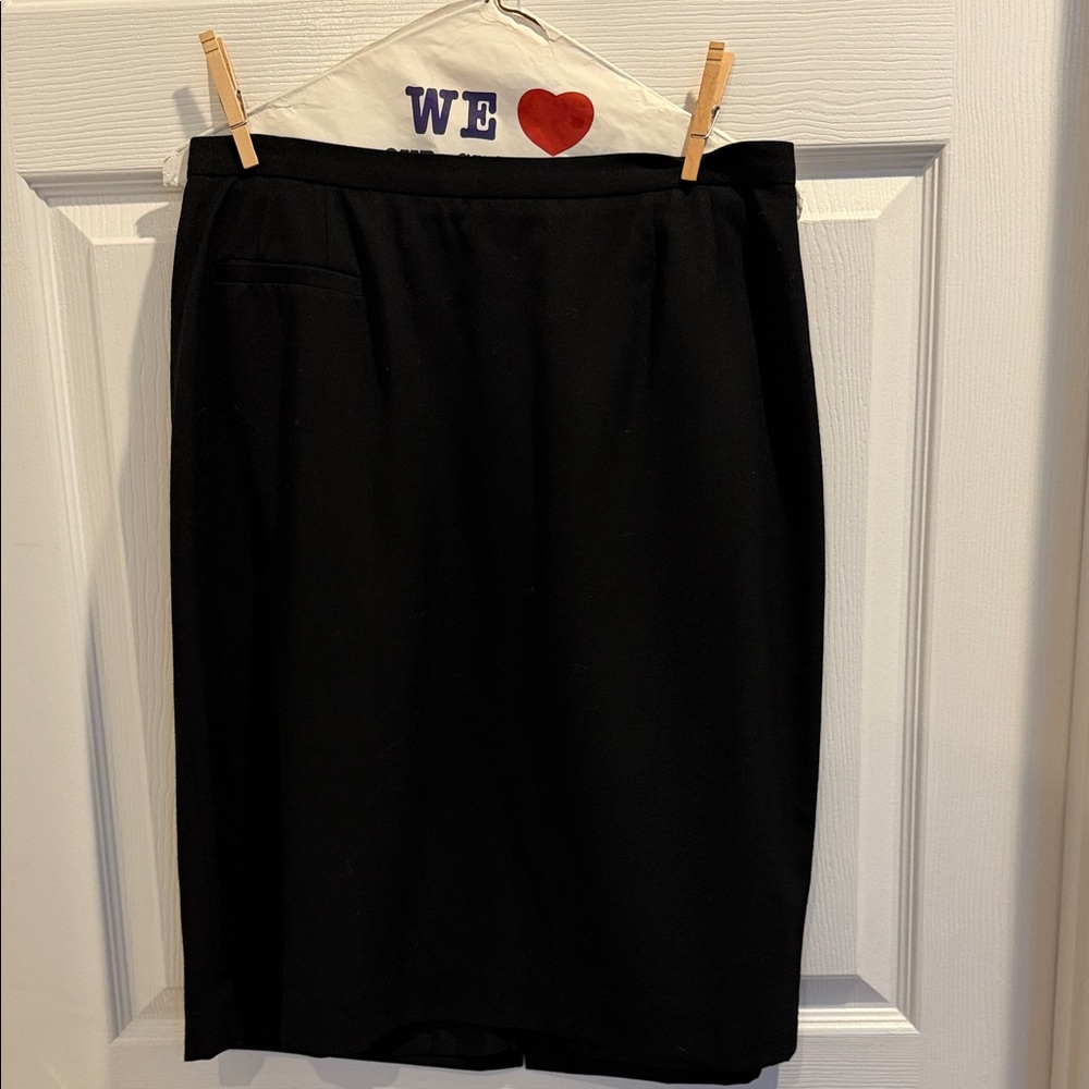 Liz Claiborne Classic Black Pencil Skirt